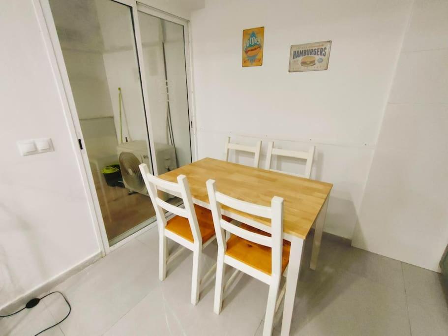 Apartamento En Centro Historico Cerca De La Playa Apartment Cadiz Luaran gambar